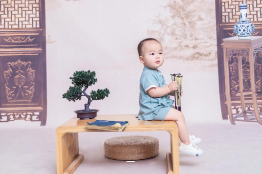资阳孕妇肚子上的黑线